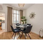 Central Belfast Apartments Chic Luxe R&R